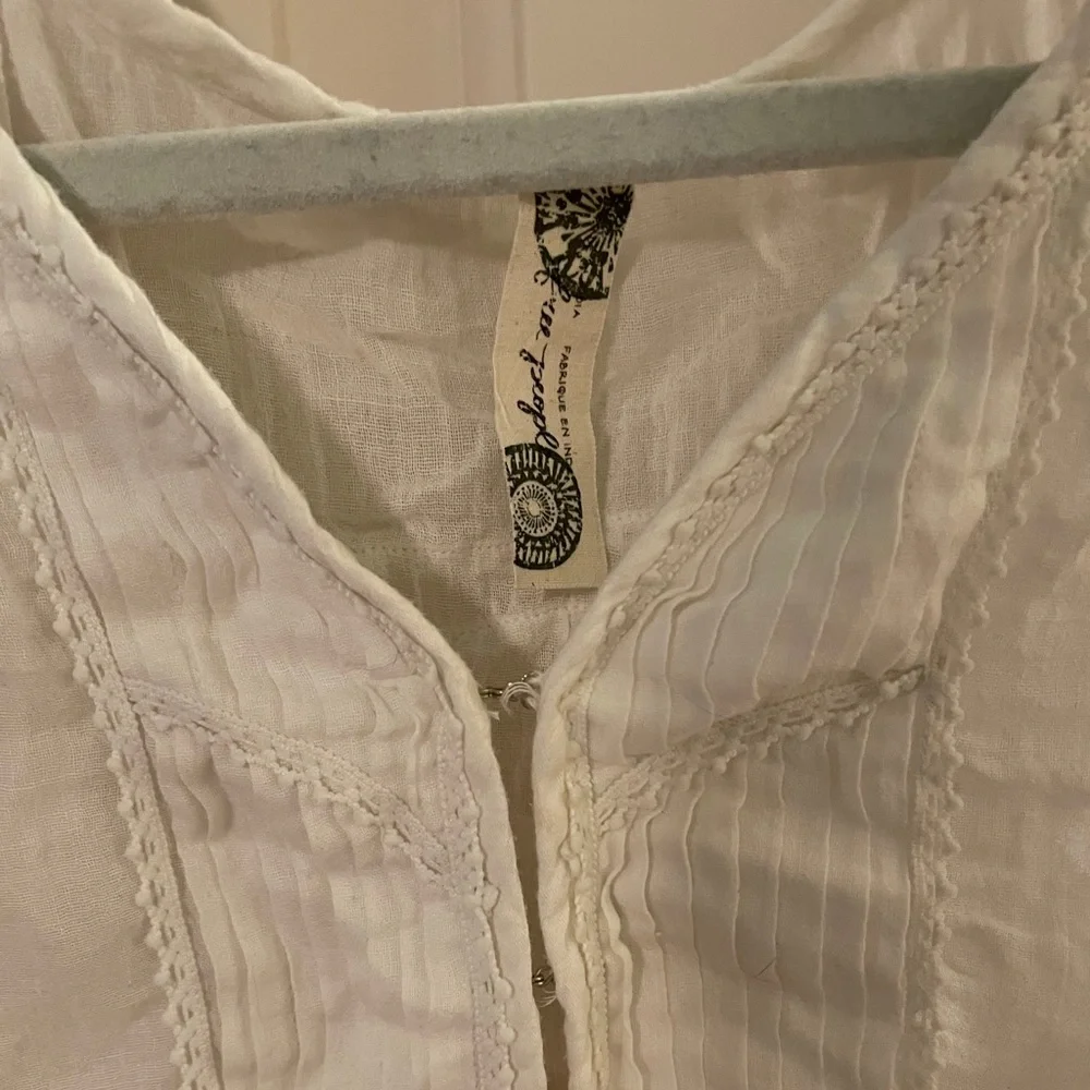 Free People Hook Closure Boho Top - Picture 2 of 2